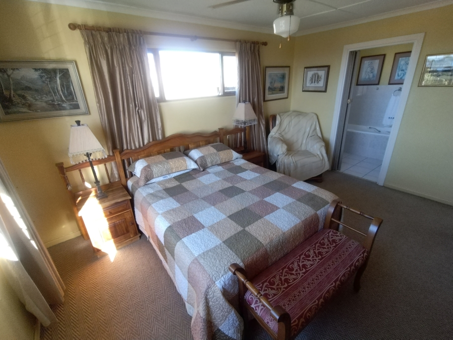 4 Bedroom Property for Sale in Noorsekloof Eastern Cape